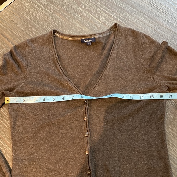 Two-piece cardigan and knitted tank top by Reitmans in size small - Picture 10 of 11